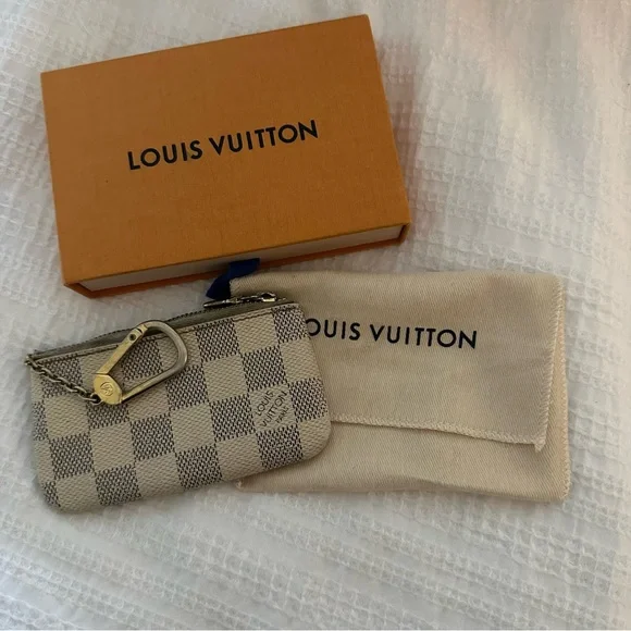 Louis Vuitton Damier Azur Pouchette - Picture 2 of 11